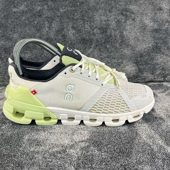 Women’s On Cloudflyer 4 Size 6.5 Running Shoe - Picture 4 of 9